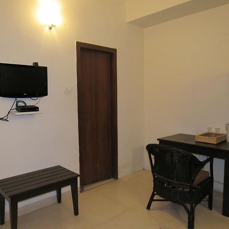 Luxtay Suites Bangalore Buitenkant foto